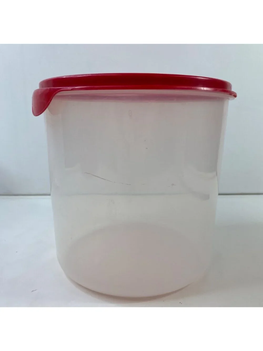 Set Of 3 Red Lid Plastic Food Storage Containers Stackable Design BPA-Free